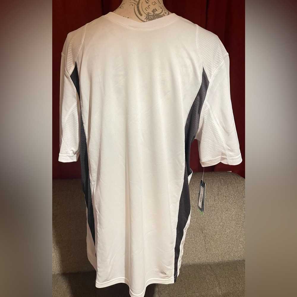 Kohl's White and Black Men's Jersey